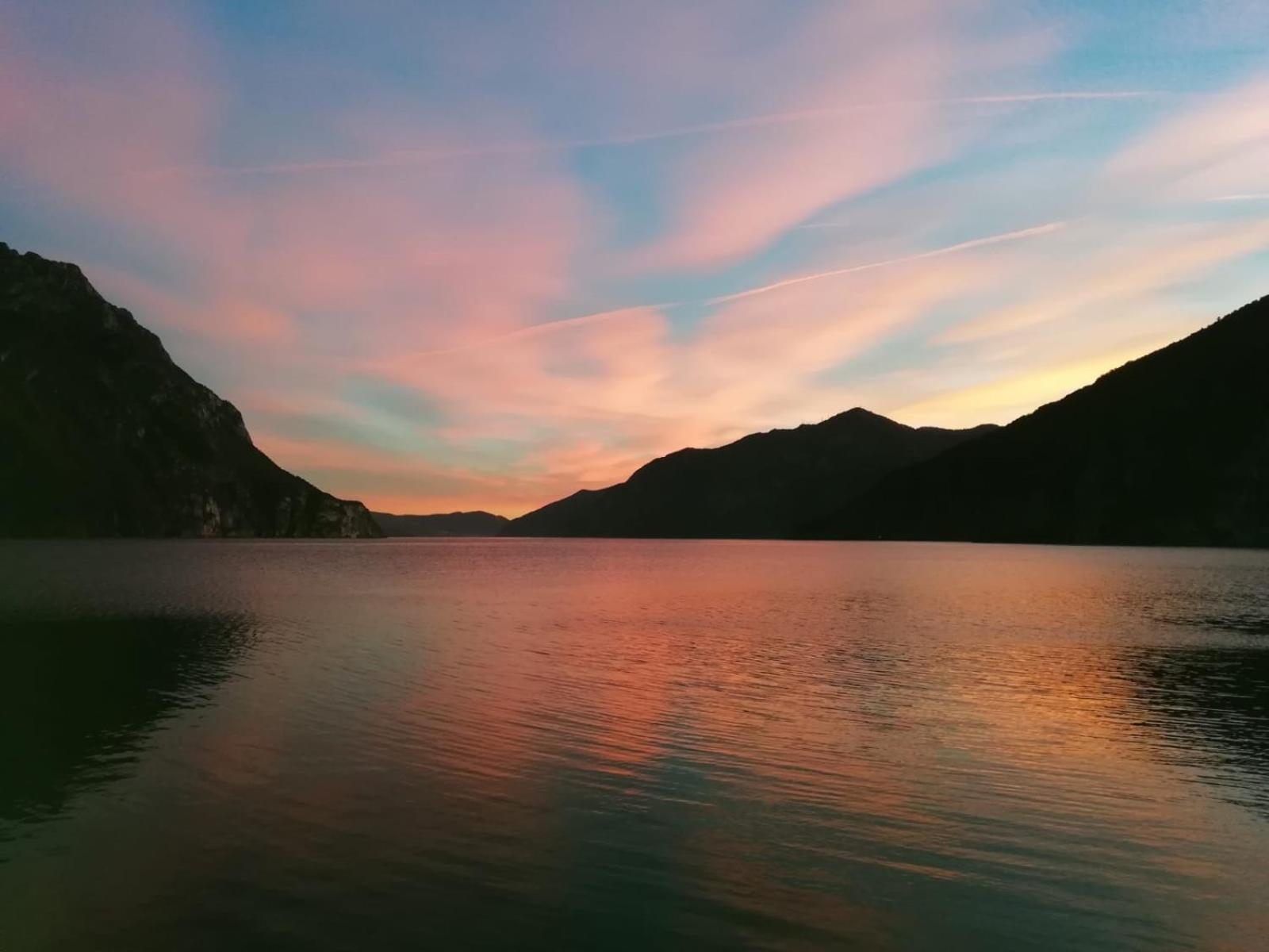 Ca Del Lac Кастро Екстер'єр фото